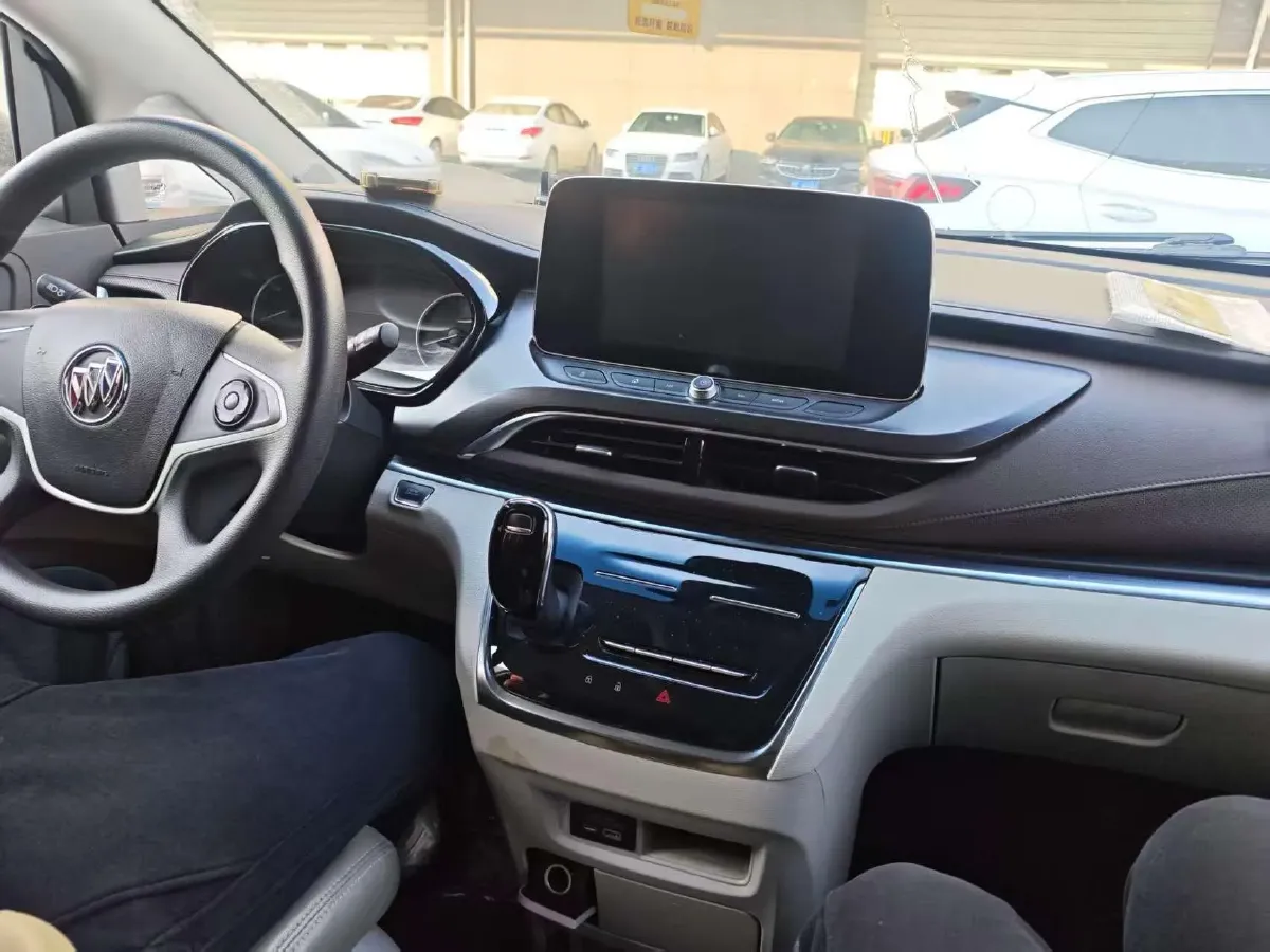 2022 Buick GL8 2.0T 237HP L4 9AT,autocango,china used car exporter,china ev exporter,chinese used car exporter,chinese used ev exporter