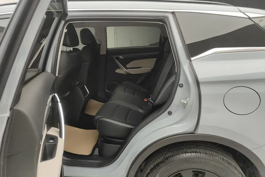 2022 Geely Azkarra 1.8T 184HP L4 7DCT,autocango,china used car exporter,china ev exporter,chinese used car exporter,chinese used ev exporter