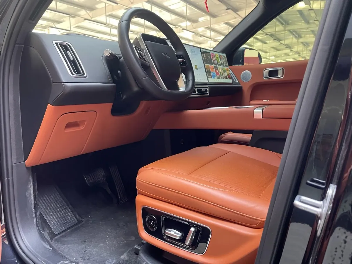 2024 Li L9 Range Extended 154HP REEV 52.3KWH,autocango,china used car exporter,china ev exporter,chinese used car exporter,chinese used ev exporter