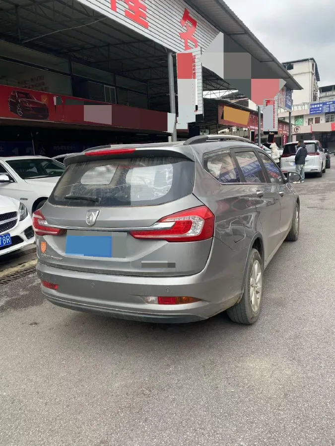 2017 BaoJun 310W 1.5L 112HP L4 6MT,autocango,china used car exporter,china ev exporter,chinese used car exporter,chinese used ev exporter