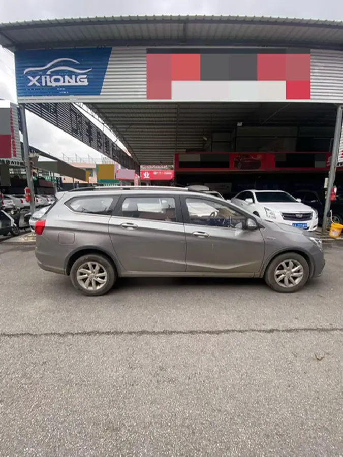 2017 BaoJun 310W 1.5L 112HP L4 6MT,autocango,china used car exporter,china ev exporter,chinese used car exporter,chinese used ev exporter