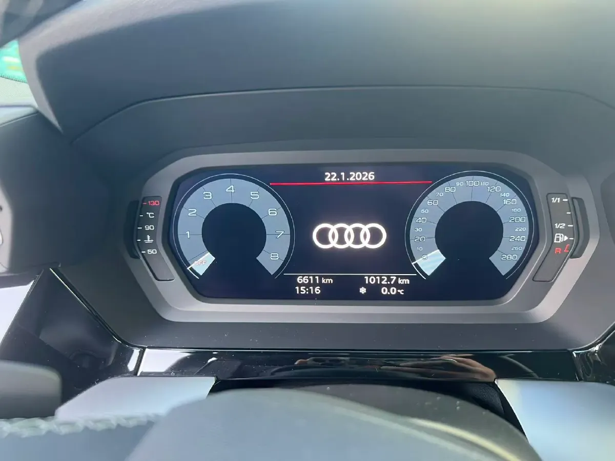 2025 Audi A3 1.5T 160HP L4 7DCT,autocango,china used car exporter,china ev exporter,chinese used car exporter,chinese used ev exporter