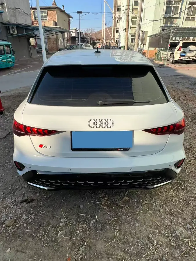 2025 Audi A3 1.5T 160HP L4 7DCT,autocango,china used car exporter,china ev exporter,chinese used car exporter,chinese used ev exporter