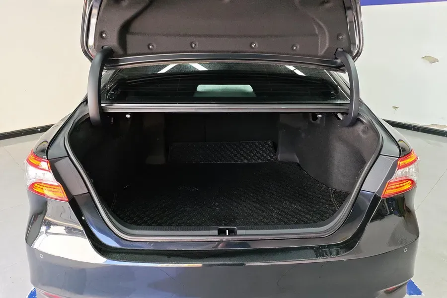 2021 Toyota Camry 2.5L 178HP L4 E-CVT Hybrid,autocango,china used car exporter,china ev exporter,chinese used car exporter,chinese used ev exporter