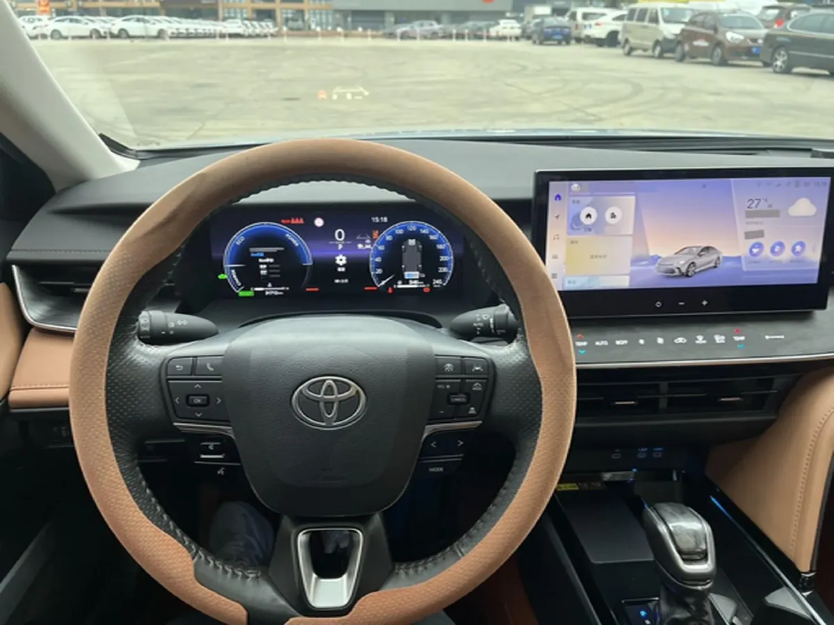 2024 Toyota Camry 2.0L 152HP L4 E-CVT Hybrid,autocango,china used car exporter,china ev exporter,chinese used car exporter,chinese used ev exporter