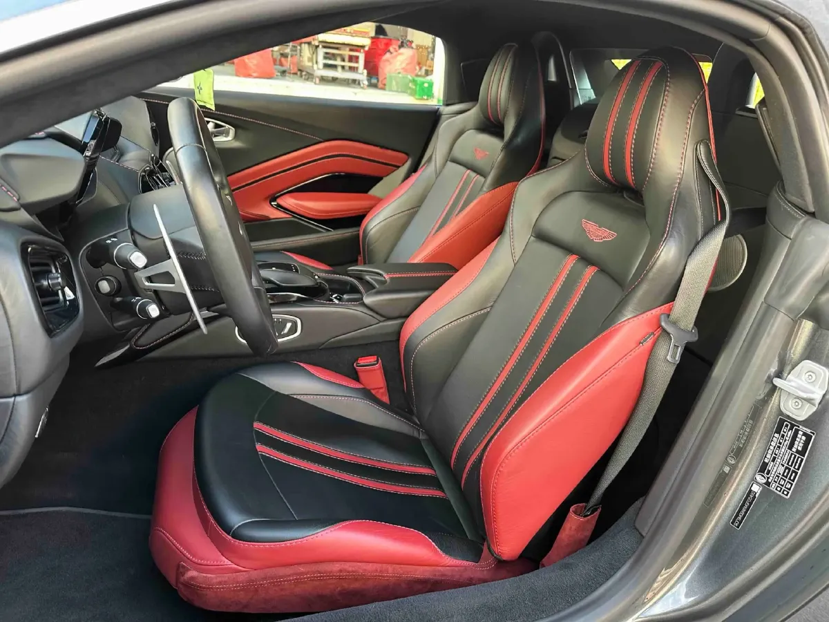 2020 Aston Martin V8 Vantage 4.0T 510HP V8 8AT,autocango,china used car exporter,china ev exporter,chinese used car exporter,chinese used ev exporter