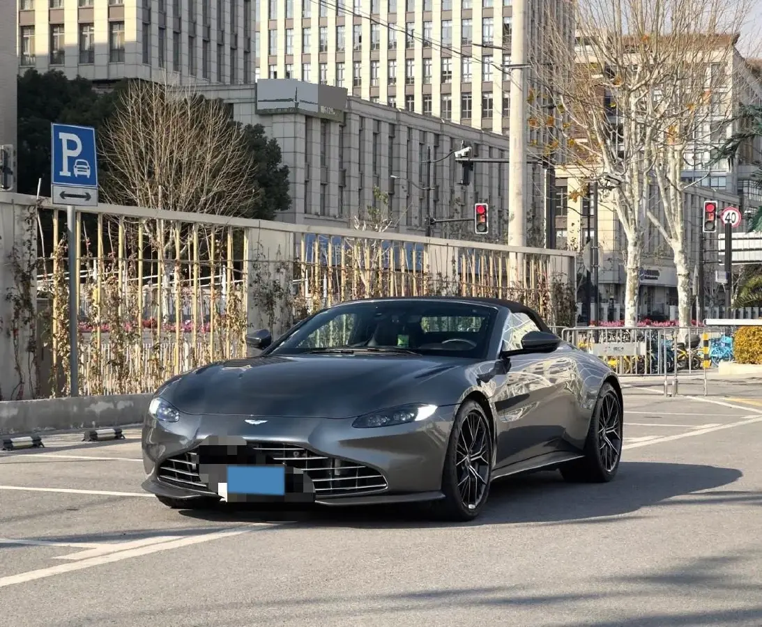 2020 Aston Martin V8 Vantage 4.0T 510HP V8 8AT