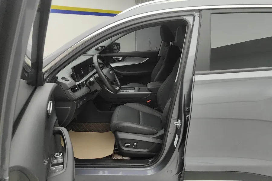 2021 Chery Tiggo 7 Plus 1.5T 156HP L4 CVT,autocango,china used car exporter,china ev exporter,chinese used car exporter,chinese used ev exporter