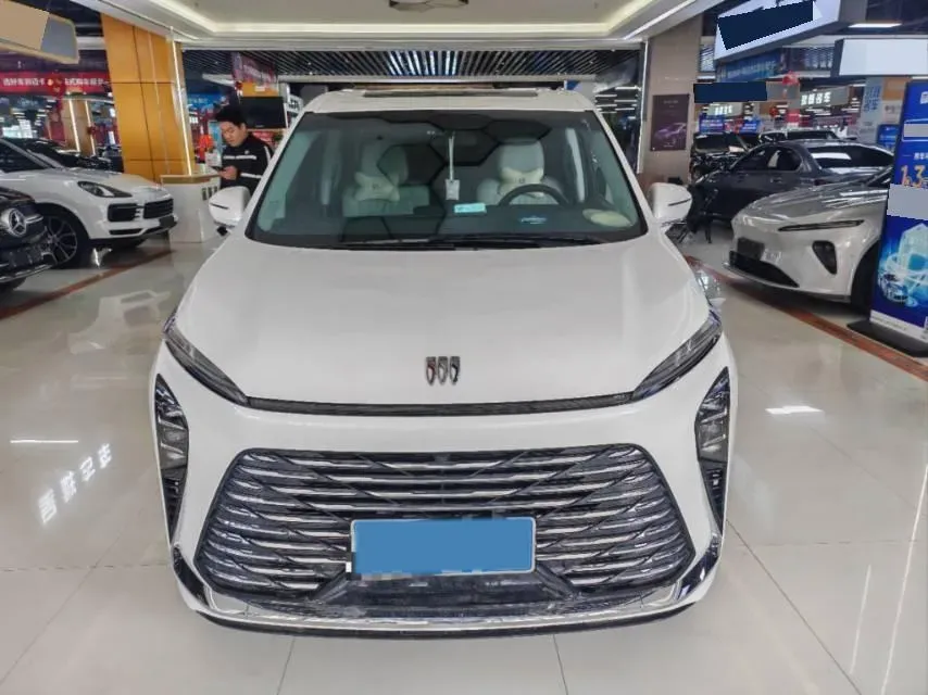 2025 Buick GL8 2.0T 237HP L4 9AT,autocango,china used car exporter,china ev exporter,chinese used car exporter,chinese used ev exporter