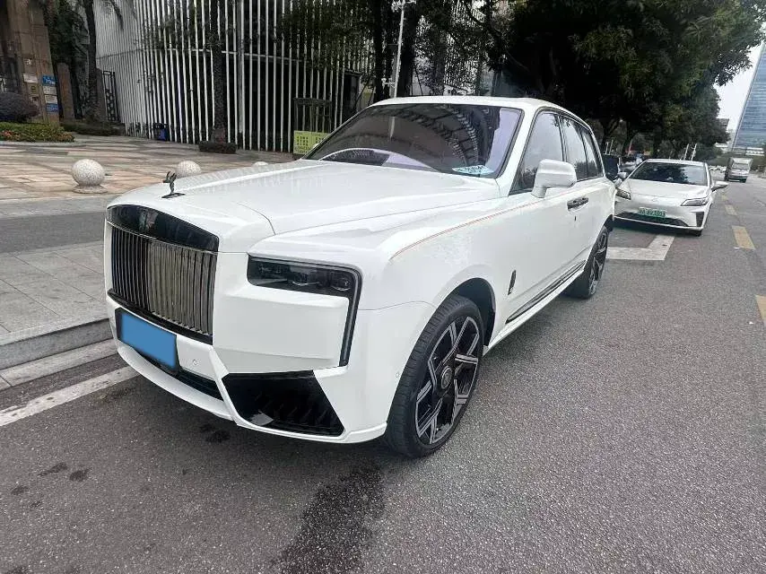 2024 Rolls-Royce Cullinan 6.7T 600HP V12 8AT