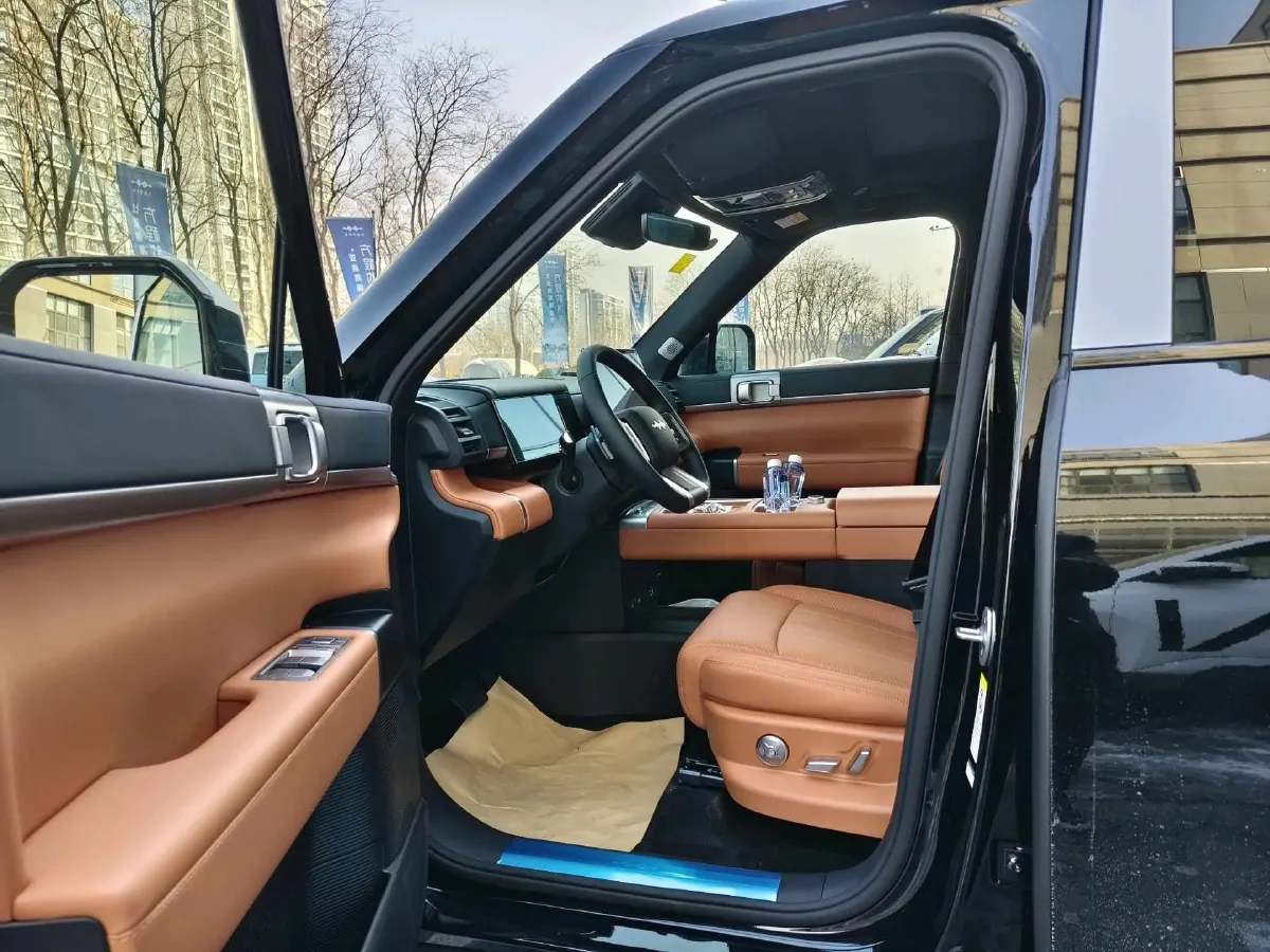 2025 FangChengBao Tai 7 1.5T 156HP L4 E-CVT PHEV,autocango,china used car exporter,china ev exporter,chinese used car exporter,chinese used ev exporter