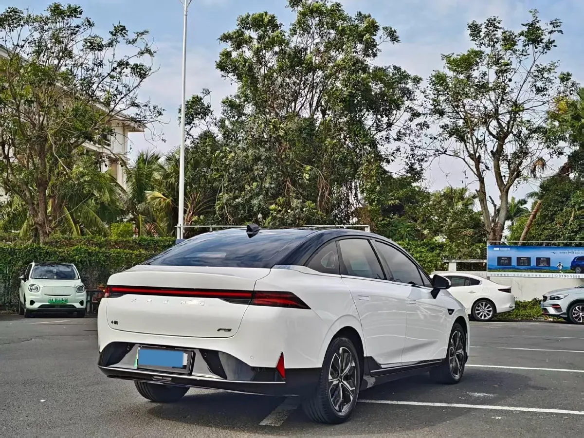 2021 ChangAn UNI-K 2.0T 233HP L4 8AT,autocango,china used car exporter,china ev exporter,chinese used car exporter,chinese used ev exporter