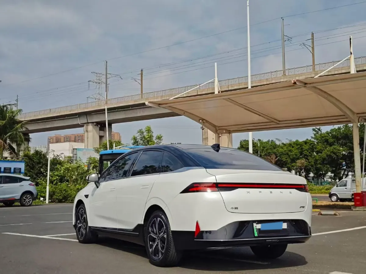 2021 ChangAn UNI-K 2.0T 233HP L4 8AT,autocango,china used car exporter,china ev exporter,chinese used car exporter,chinese used ev exporter