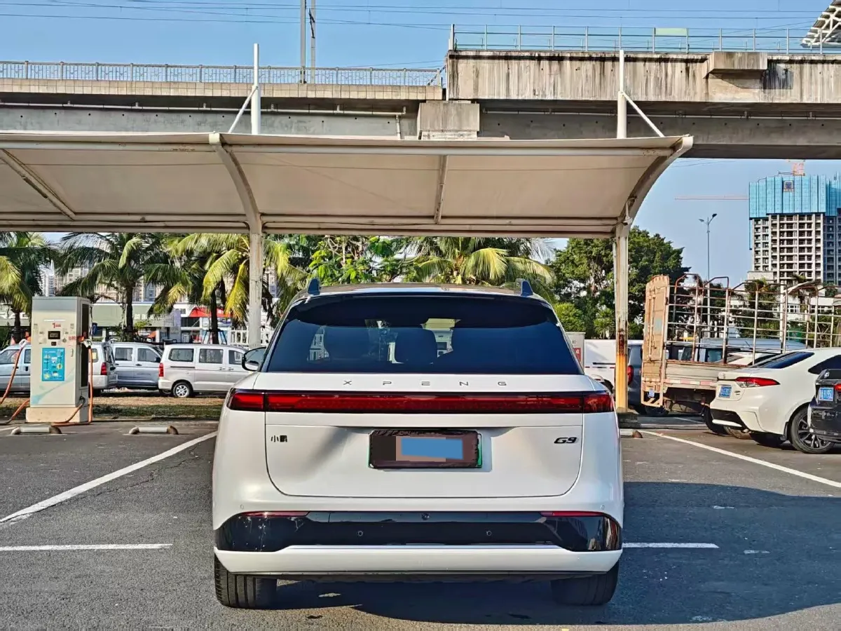 2025 Xpeng G9 BEV 79KWH,autocango,china used car exporter,china ev exporter,chinese used car exporter,chinese used ev exporter
