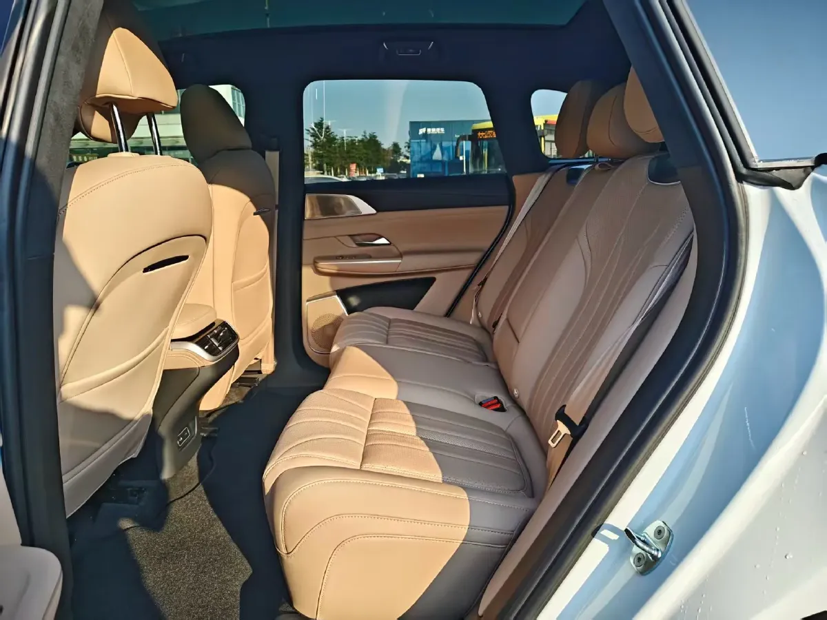 2025 Xpeng G9 BEV 79KWH,autocango,china used car exporter,china ev exporter,chinese used car exporter,chinese used ev exporter