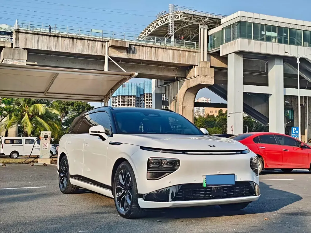 2025 Xpeng G9 BEV 79KWH,autocango,china used car exporter,china ev exporter,chinese used car exporter,chinese used ev exporter