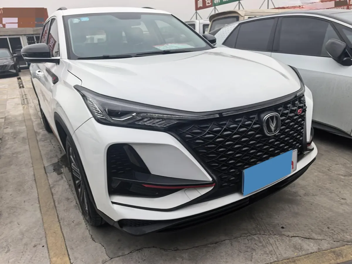 2022 ChangAn CS75 Plus 1.5T 178HP L4 6AT,autocango,china used car exporter,china ev exporter,chinese used car exporter,chinese used ev exporter