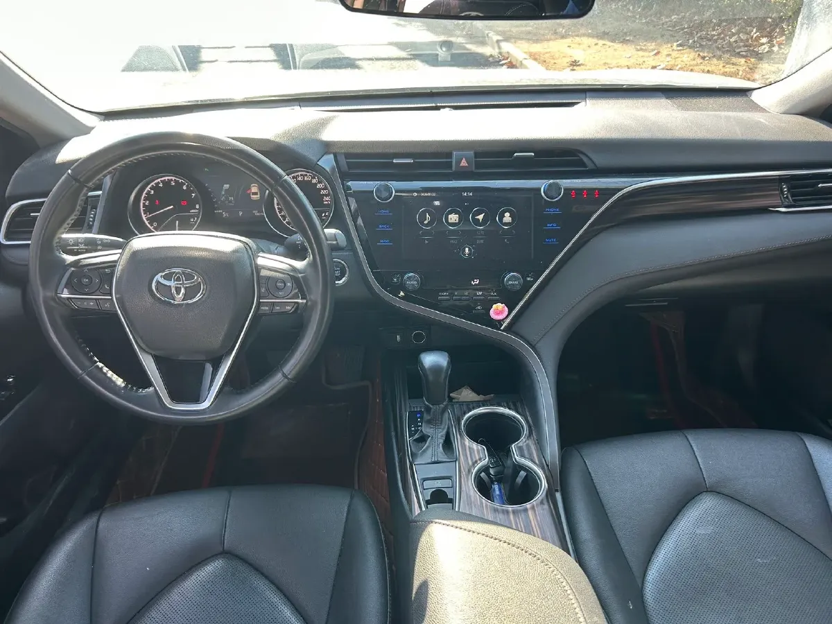 2019 Toyota Camry 2.0L 178HP L4 CVT,autocango,china used car exporter,china ev exporter,chinese used car exporter,chinese used ev exporter