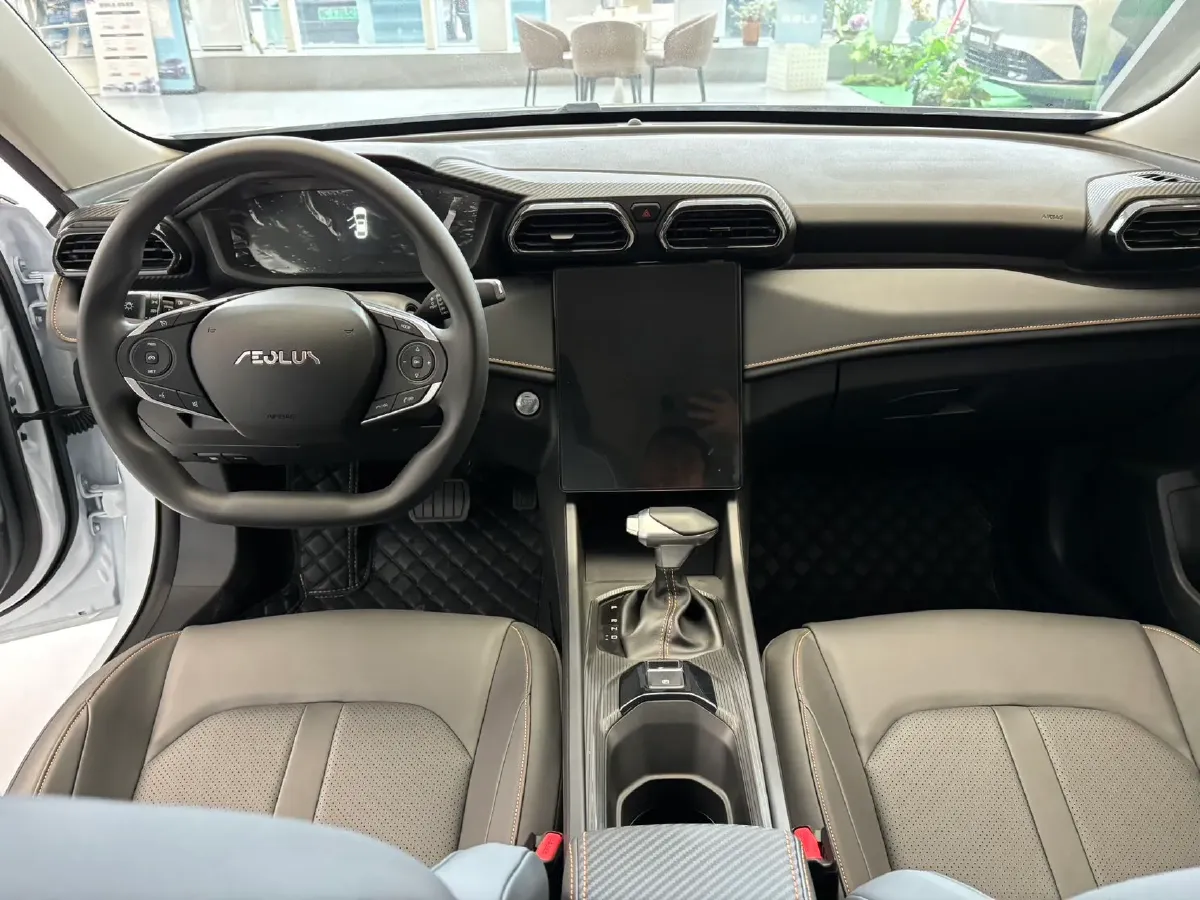 2025 DongFeng Aeolus YiXuan 1.5L 125HP L4 6DCT,autocango,china used car exporter,china ev exporter,chinese used car exporter,chinese used ev exporter