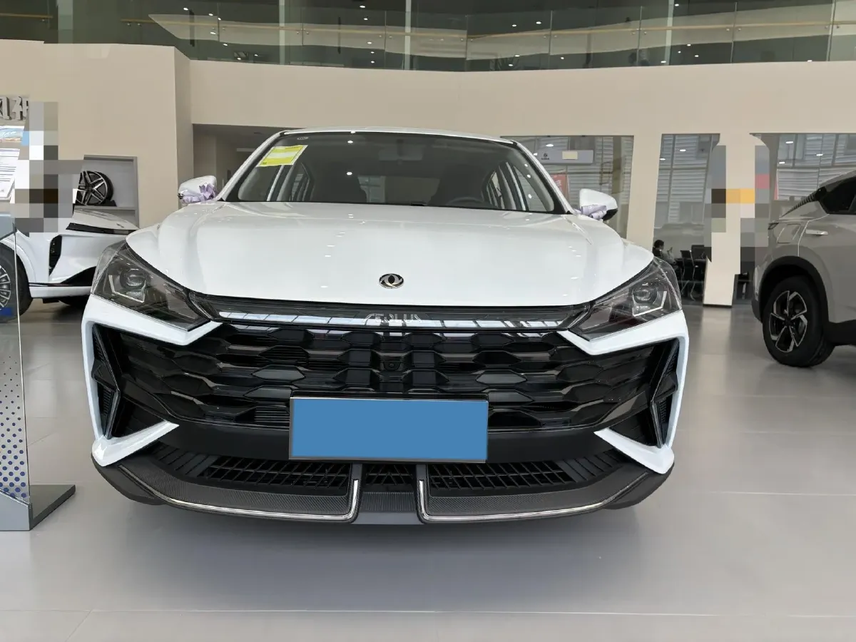 2025 DongFeng Aeolus YiXuan 1.5L 125HP L4 6DCT,autocango,china used car exporter,china ev exporter,chinese used car exporter,chinese used ev exporter