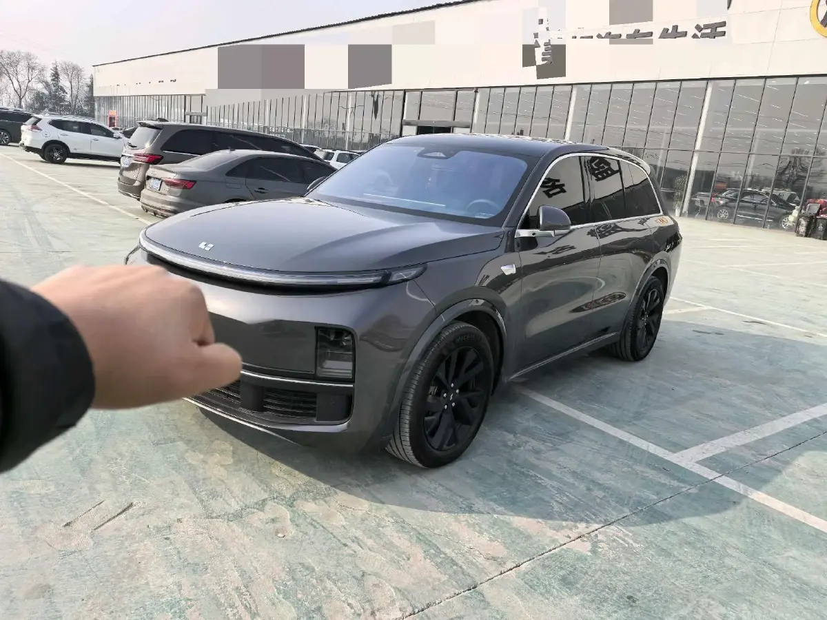 2023 Li L8 Range Extended 154HP REEV 40.9KWH