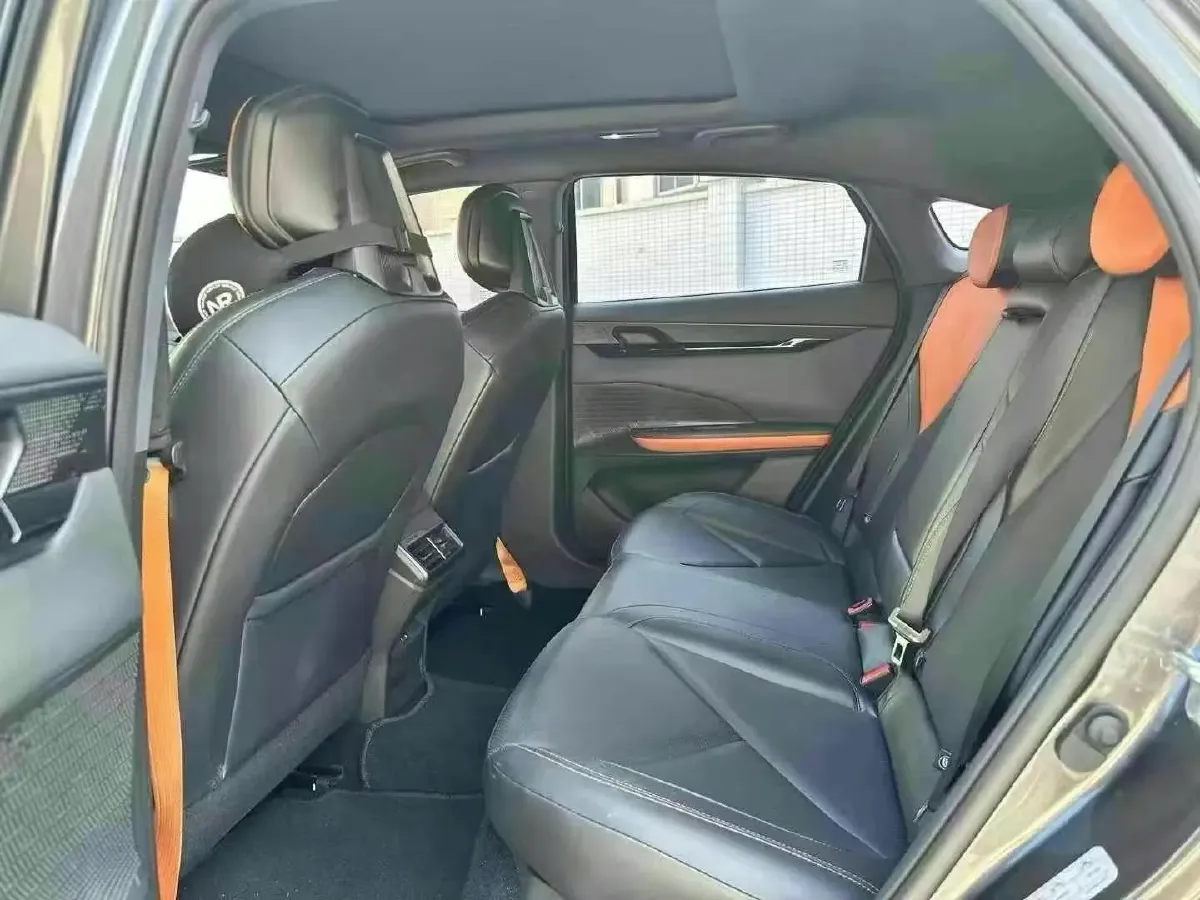 2023 ChangAn UNI-V 1.5T 188HP L4 7DCT,autocango,china used car exporter,china ev exporter,chinese used car exporter,chinese used ev exporter