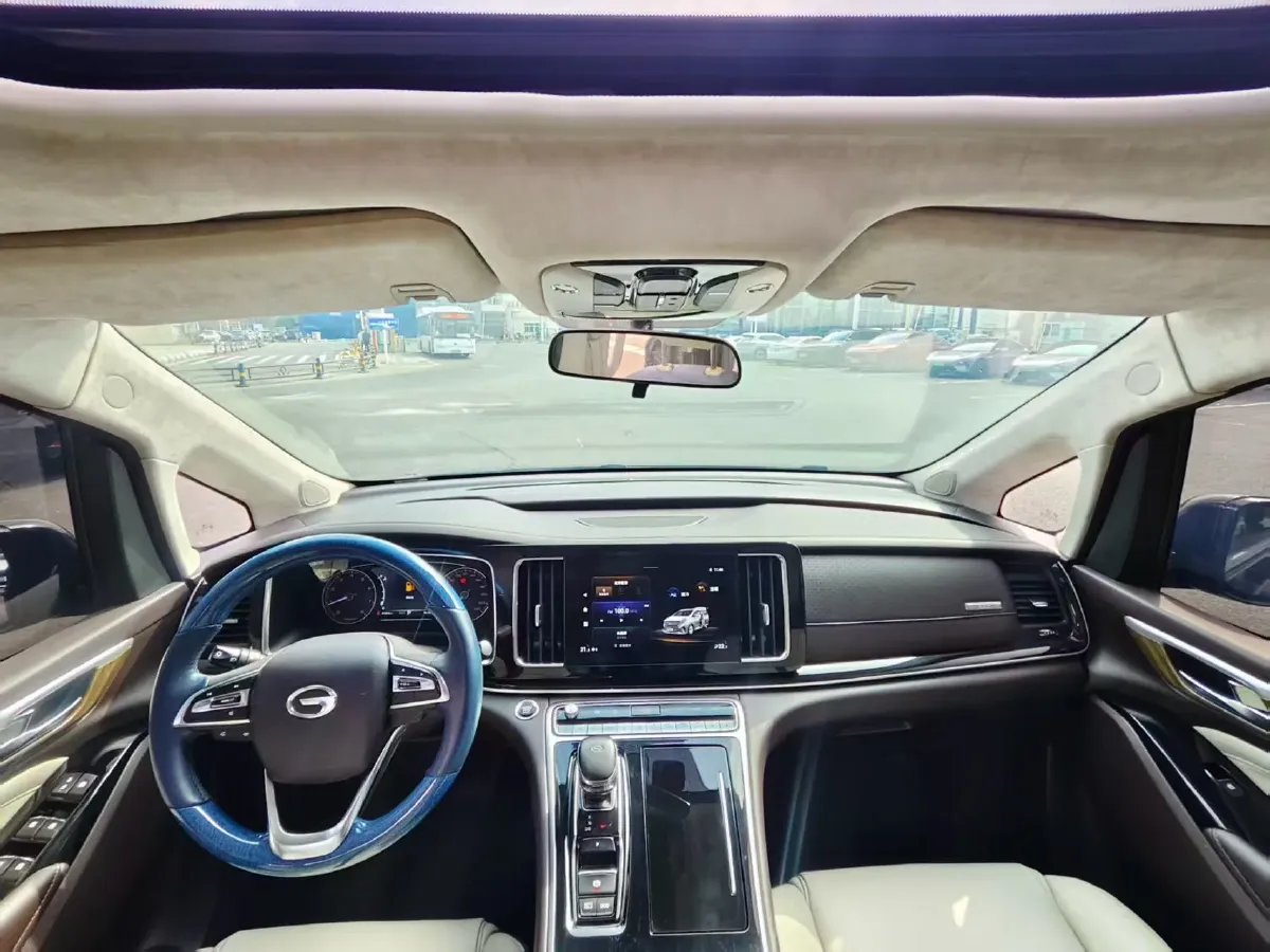 2021 GAC Trumpchi M8 2.0T 252HP L4 8AT,autocango,china used car exporter,china ev exporter,chinese used car exporter,chinese used ev exporter