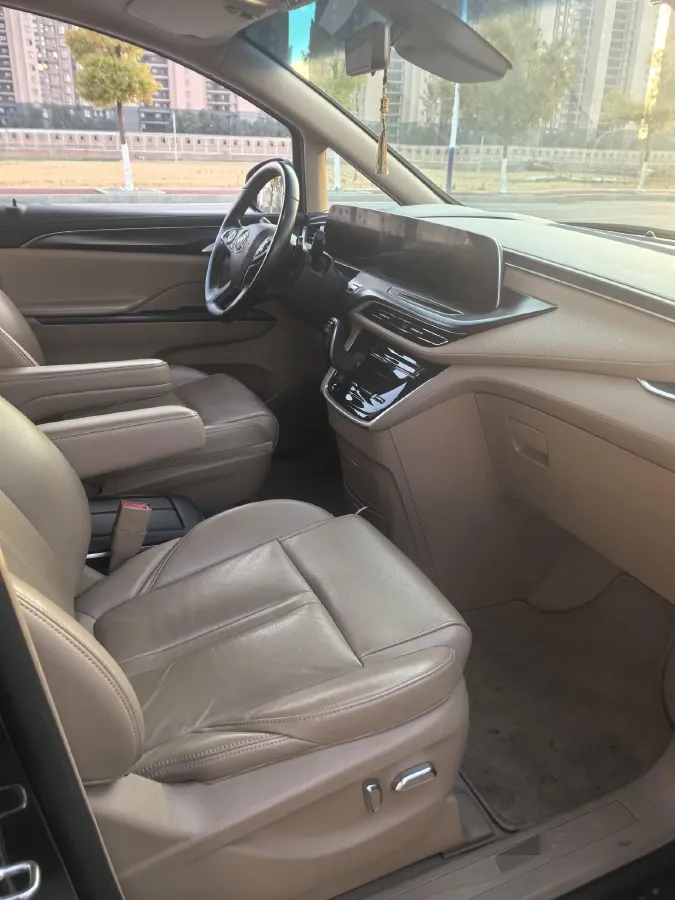 2020 Buick GL8 2.0T 237HP L4 9AT,autocango,china used car exporter,china ev exporter,chinese used car exporter,chinese used ev exporter