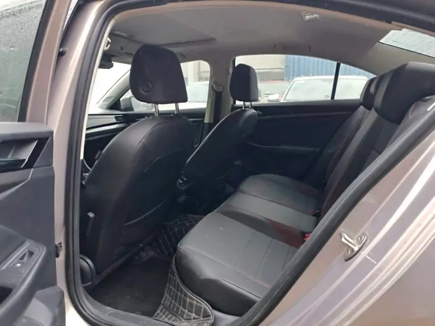 2021 Volkswagen Bora 1.5L 113HP L4 6AT,autocango,china used car exporter,china ev exporter,chinese used car exporter,chinese used ev exporter