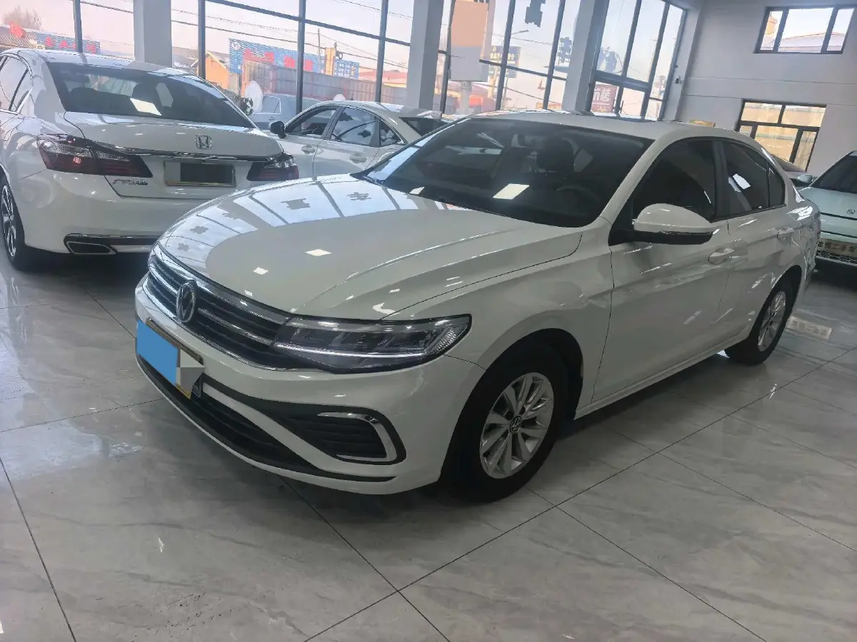 2023 Volkswagen Bora 1.5L 113HP L4 6AT