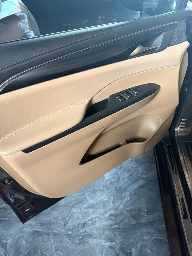 2020 Buick GL8 2.0T 237HP L4 9AT,autocango,china used car exporter,china ev exporter,chinese used car exporter,chinese used ev exporter