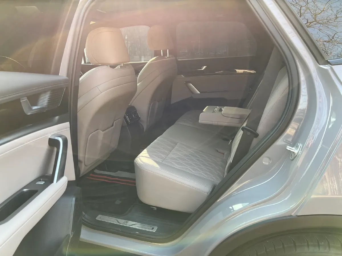 2025 BYD Tang 1.5T 156HP L4 E-CVT PHEV 21.504KWH,autocango,china used car exporter,china ev exporter,chinese used car exporter,chinese used ev exporter