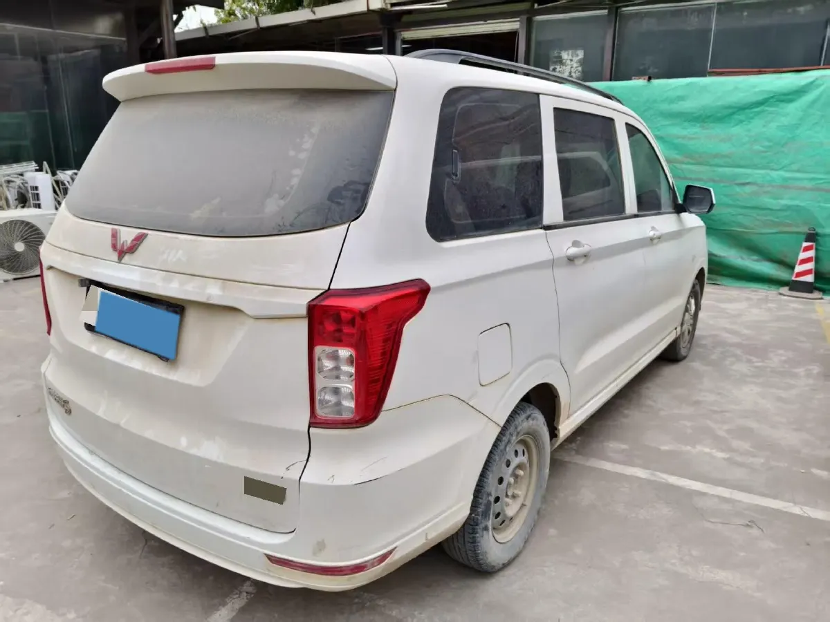 2019 WuLing HongGuang 1.5L 99HP L4 6MT,autocango,china used car exporter,china ev exporter,chinese used car exporter,chinese used ev exporter