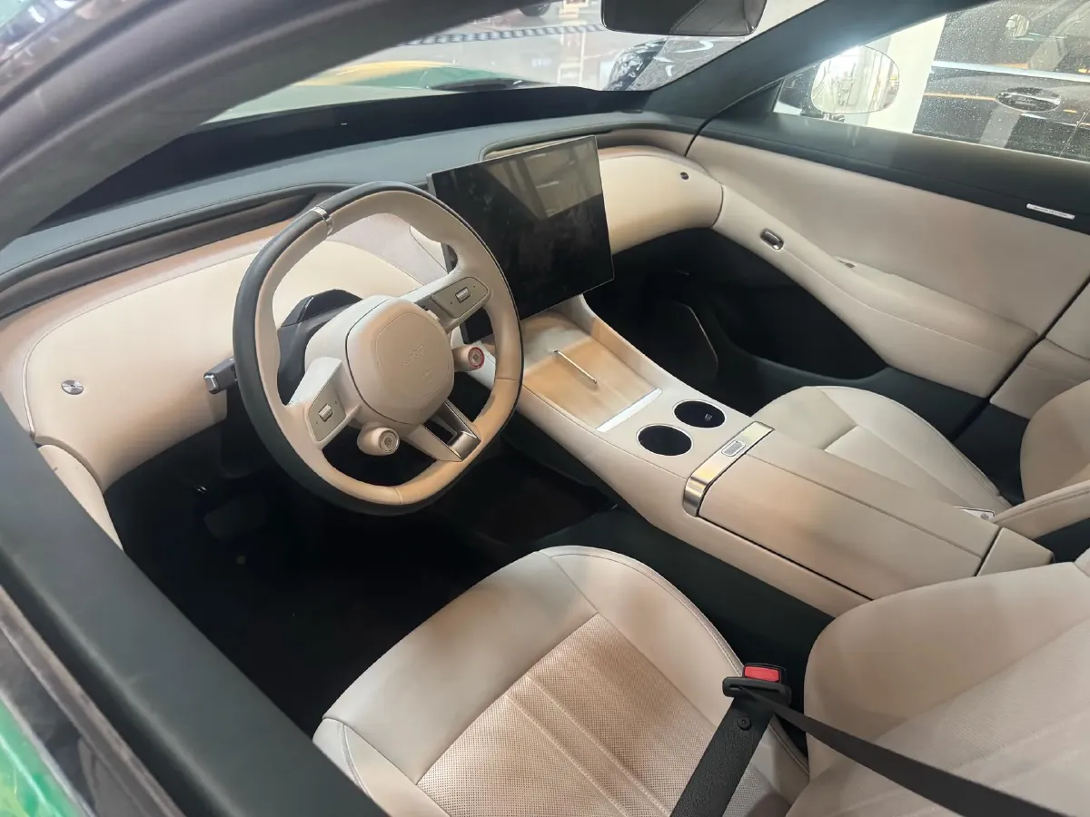 2025 MI YU7 BEV 101.7KWH,autocango,china used car exporter,china ev exporter,chinese used car exporter,chinese used ev exporter