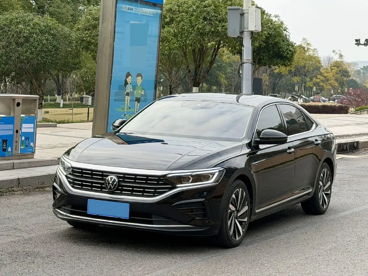 2022 Xpeng P7 BEV 60.2KWH