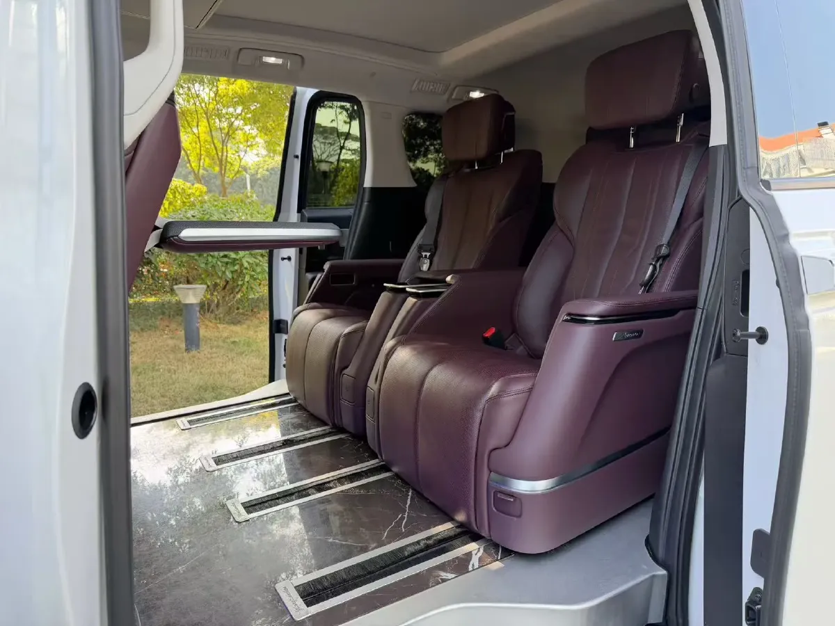 2023 Buick Century 2.0T 237HP L4 9AT,autocango,china used car exporter,china ev exporter,chinese used car exporter,chinese used ev exporter