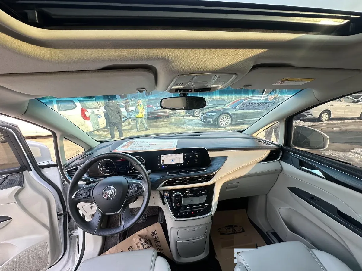 2022 Buick GL8 2.0T 237HP L4 9AT,autocango,china used car exporter,china ev exporter,chinese used car exporter,chinese used ev exporter