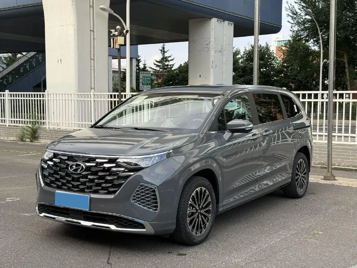 2024 Hyundai Custo 2.0T 236HP L4 8AT