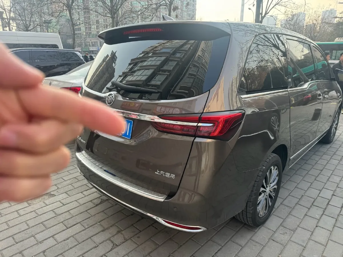 2020 Buick GL8 2.0T 237HP L4 9AT,autocango,china used car exporter,china ev exporter,chinese used car exporter,chinese used ev exporter
