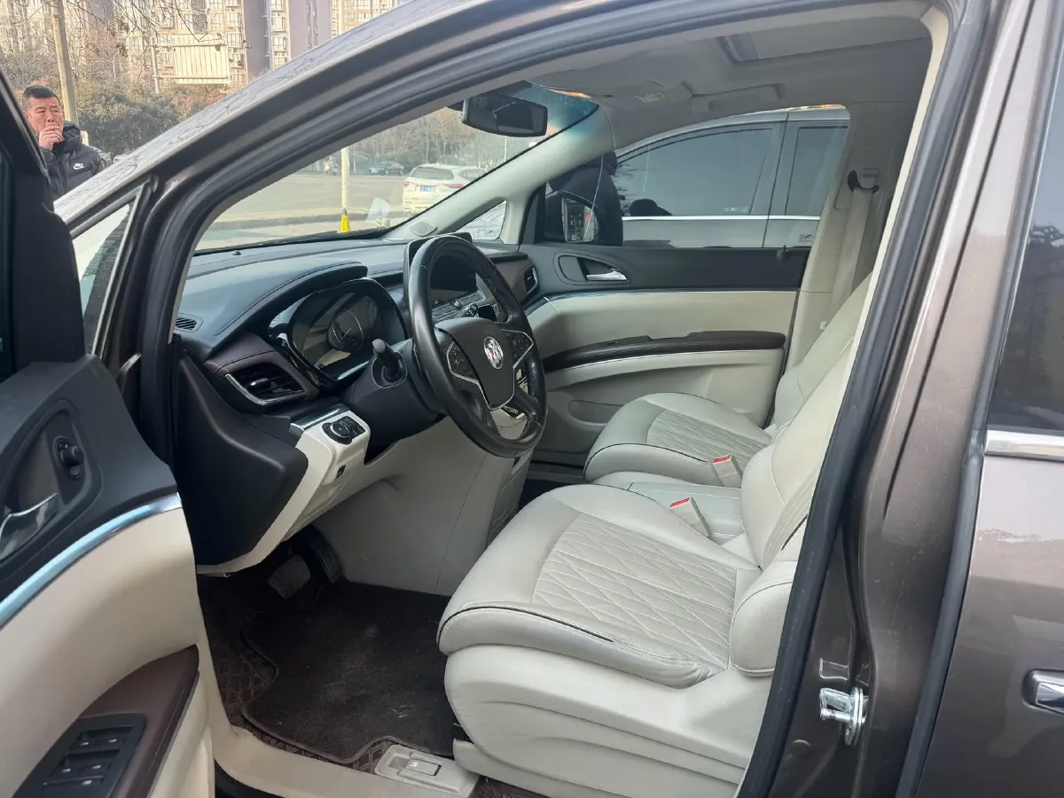 2020 Buick GL8 2.0T 237HP L4 9AT,autocango,china used car exporter,china ev exporter,chinese used car exporter,chinese used ev exporter