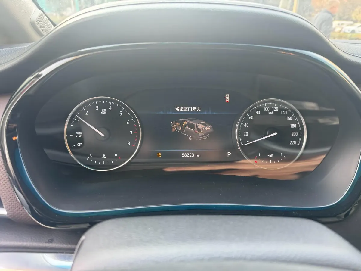 2020 Buick GL8 2.0T 237HP L4 9AT,autocango,china used car exporter,china ev exporter,chinese used car exporter,chinese used ev exporter