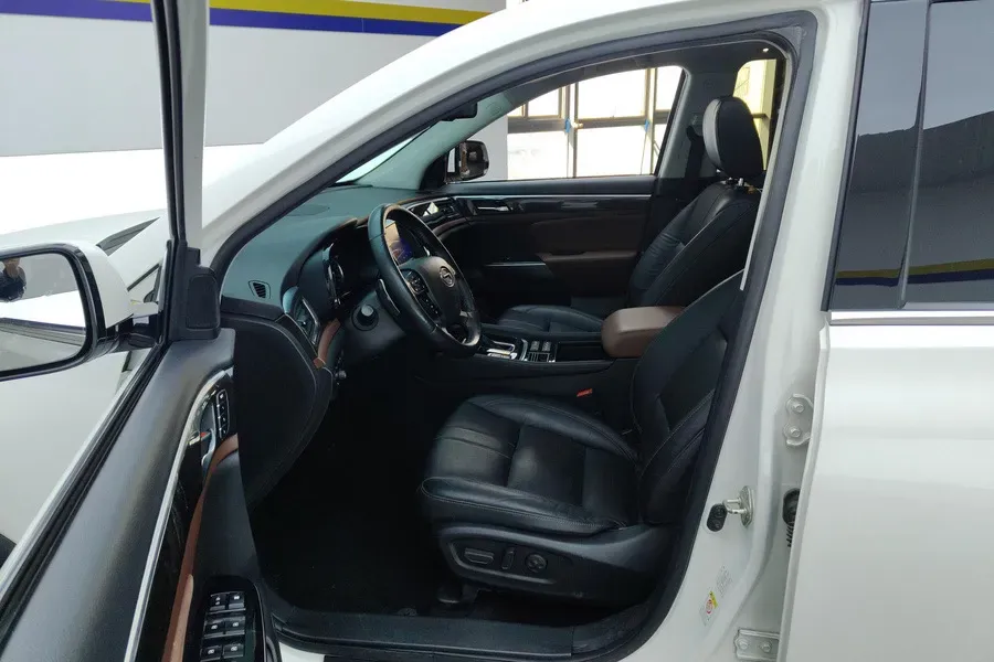 2017 GAC Trumpchi GS8 2.0T 201HP L4 6AT,autocango,china used car exporter,china ev exporter,chinese used car exporter,chinese used ev exporter