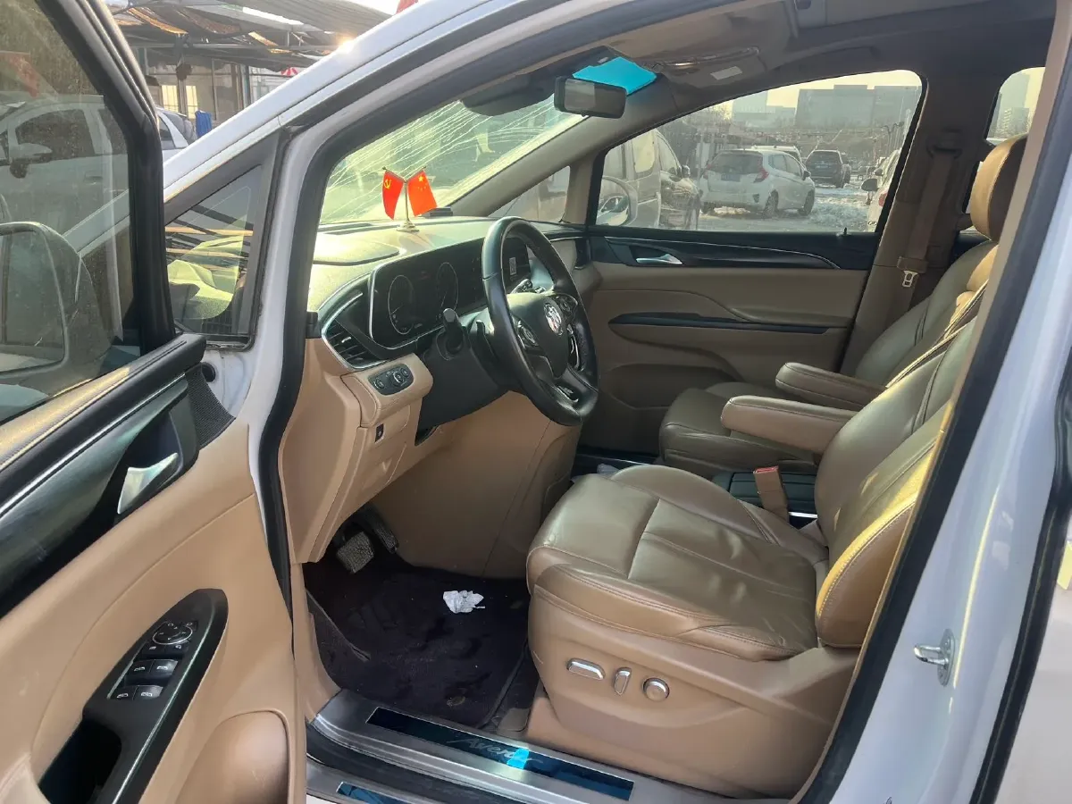 2021 Buick GL8 2.0T 237HP L4 9AT,autocango,china used car exporter,china ev exporter,chinese used car exporter,chinese used ev exporter