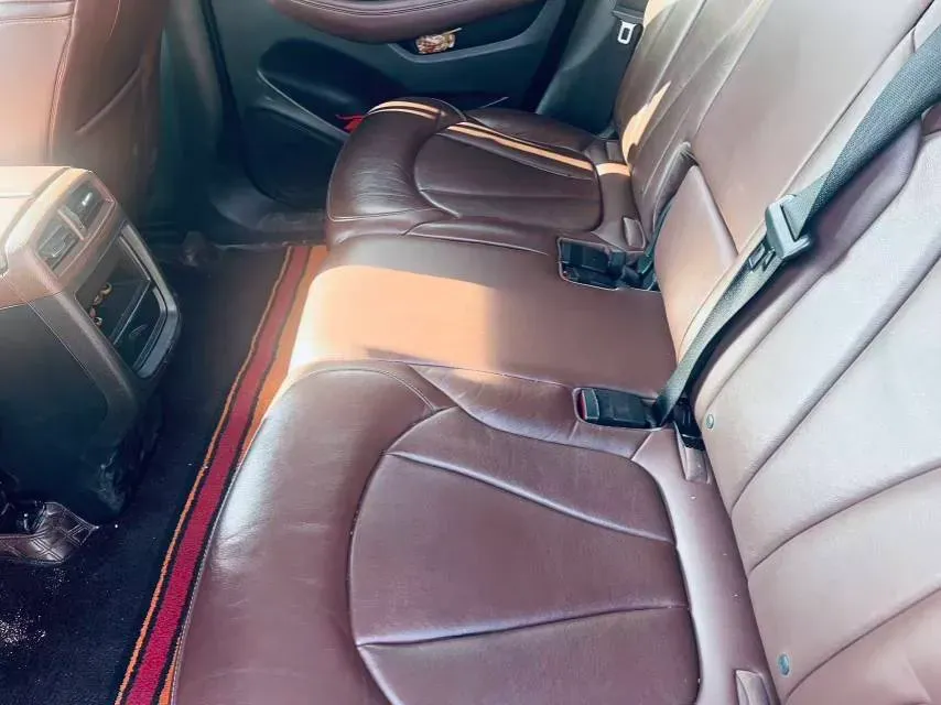 2020 Buick EnvisionPlus 2.0T 260HP L4 9AT,autocango,china used car exporter,china ev exporter,chinese used car exporter,chinese used ev exporter