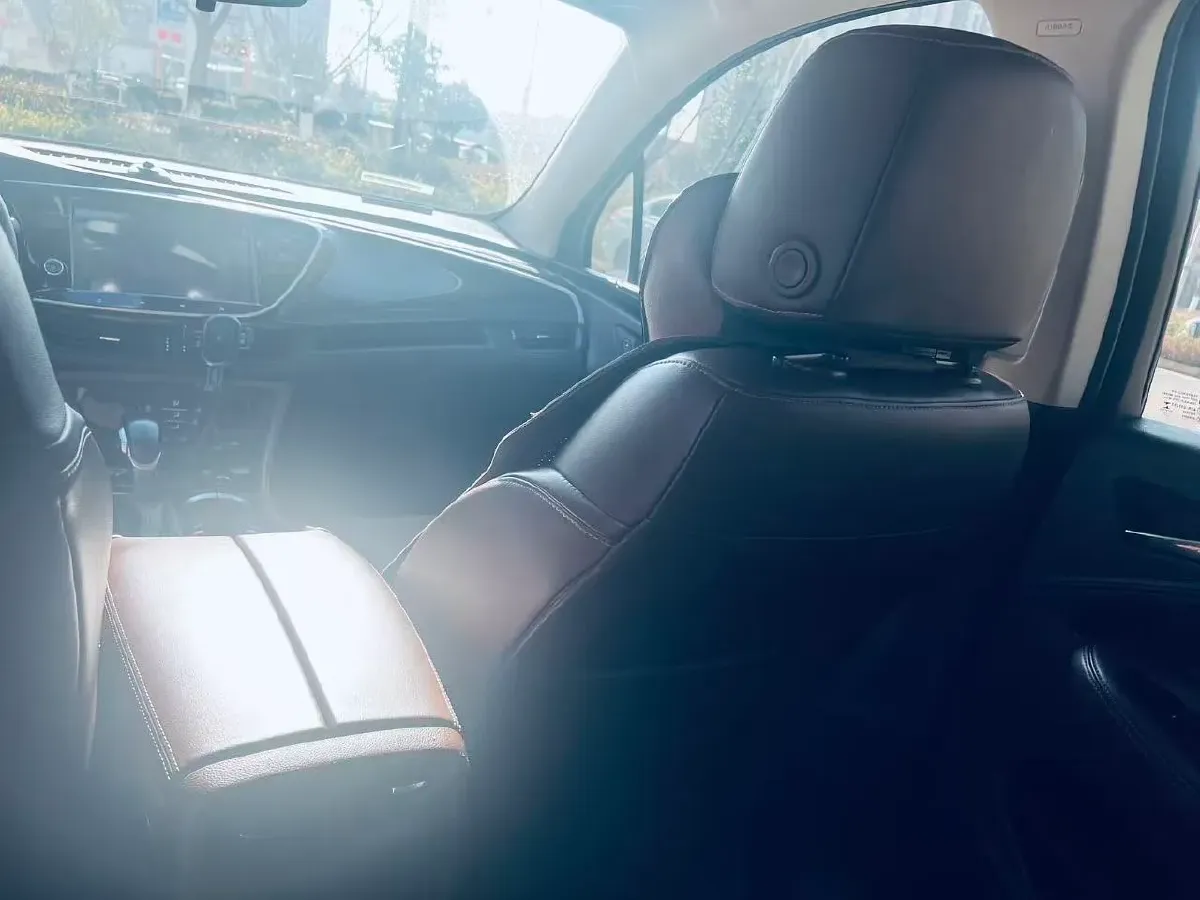 2020 Buick EnvisionPlus 2.0T 260HP L4 9AT,autocango,china used car exporter,china ev exporter,chinese used car exporter,chinese used ev exporter