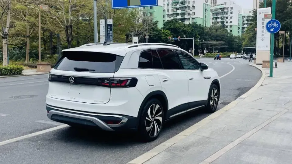2021 Volkswagen ID.6 Crozz BEV 84.8KWH,autocango,china used car exporter,china ev exporter,chinese used car exporter,chinese used ev exporter