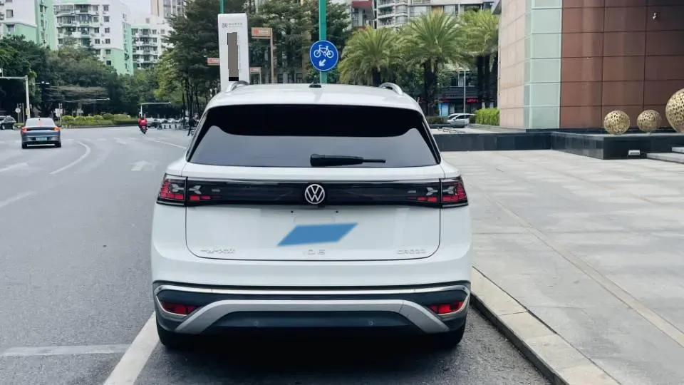 2021 Volkswagen ID.6 Crozz BEV 84.8KWH,autocango,china used car exporter,china ev exporter,chinese used car exporter,chinese used ev exporter