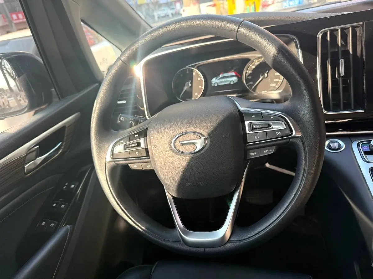 2023 GAC Trumpchi M8 2.0T 252HP L4 8AT,autocango,china used car exporter,china ev exporter,chinese used car exporter,chinese used ev exporter