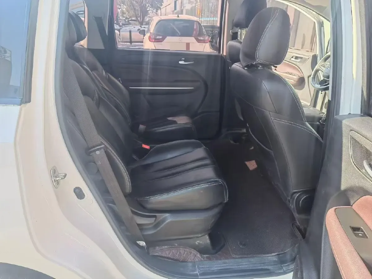 2023 GAC Trumpchi M6 1.5T 177HP L4 7DCT,autocango,china used car exporter,china ev exporter,chinese used car exporter,chinese used ev exporter