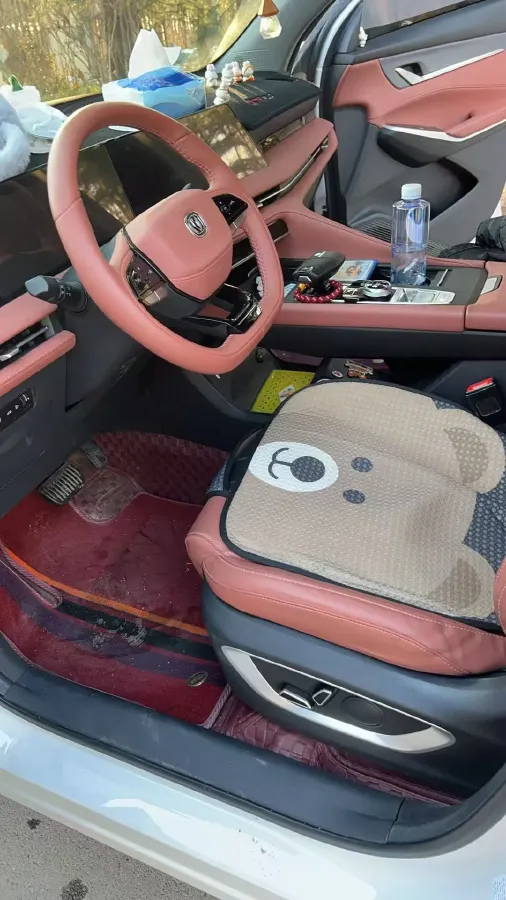 2023 ChangAn CS75 Plus 2.0T 233HP L4 8AT,autocango,china used car exporter,china ev exporter,chinese used car exporter,chinese used ev exporter